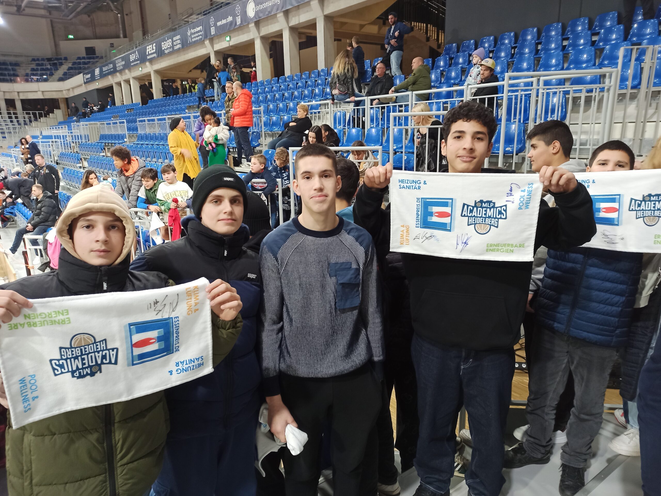 GSS- SchülerInnen besuchen Basketballspiel MLP Academics vs. Medi Bayreuth